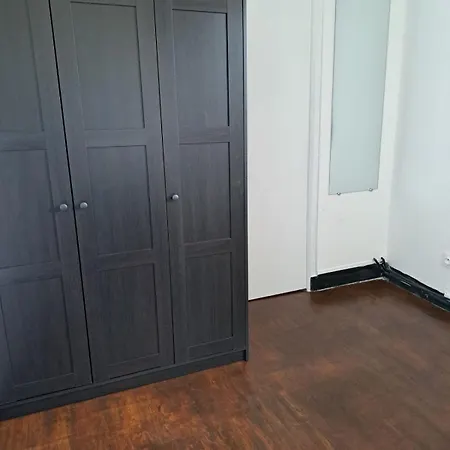 Solo Duo 20 Min Paris Homestay